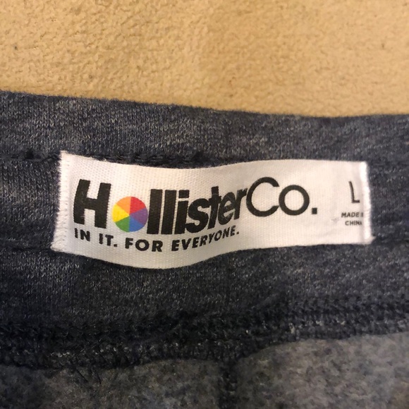 Joggers - Picture 2 of 3